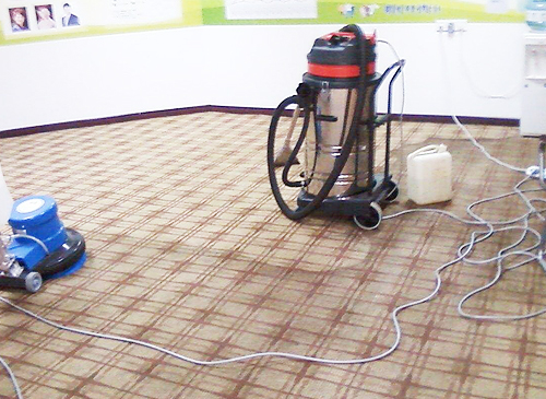 关于地毯清洗的方法和生活中的小窍门